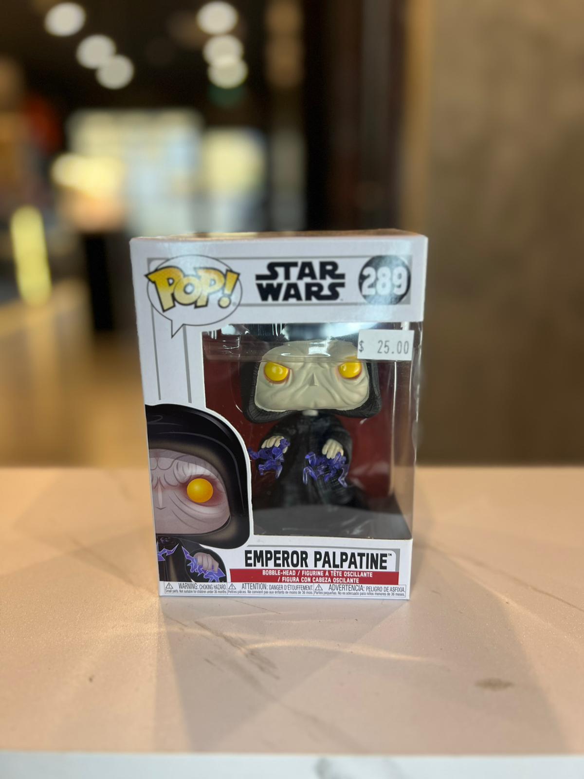 Funko POP! Emperor Palpatine Electric Charge #289