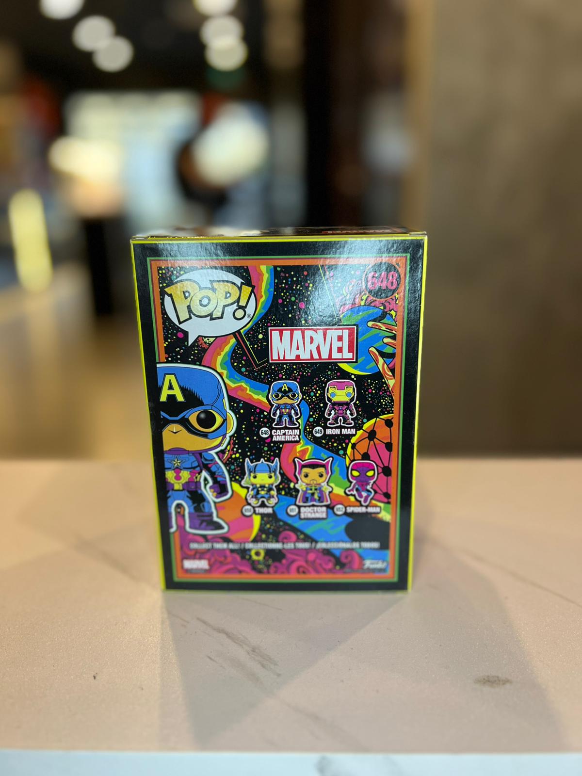 Funko POP! Marvel: Black Light Captain America #648▪️︎Target Exclusive