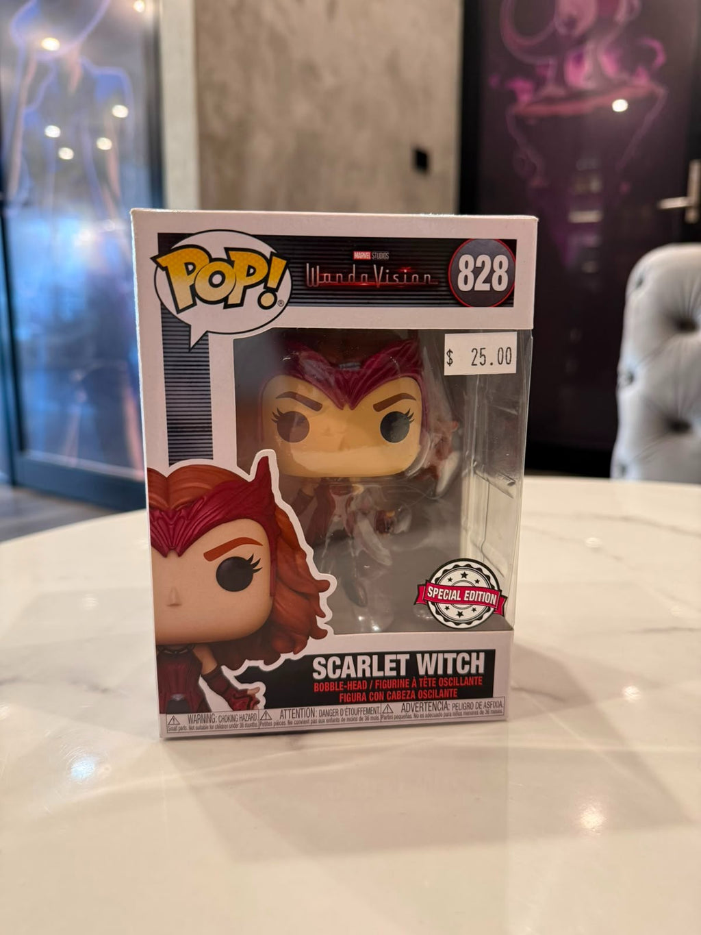 Funko Pop! Marvel Wandavision Scarlet Witch Flying [Pop! Protector]